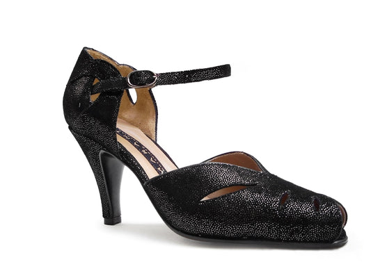 Mariposita. Arika Nerguiz Tango Dance Shoes. Broadway Theatrical Shoes.