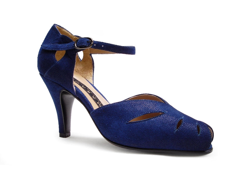 Mariposita. Arika Nerguiz Tango Dance Shoes. Broadway Theatrical Shoes.
