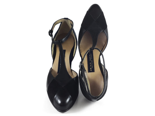 Garua. Arika Nerguiz Tango Dance Shoes. Broadway Theatrical Shoes.