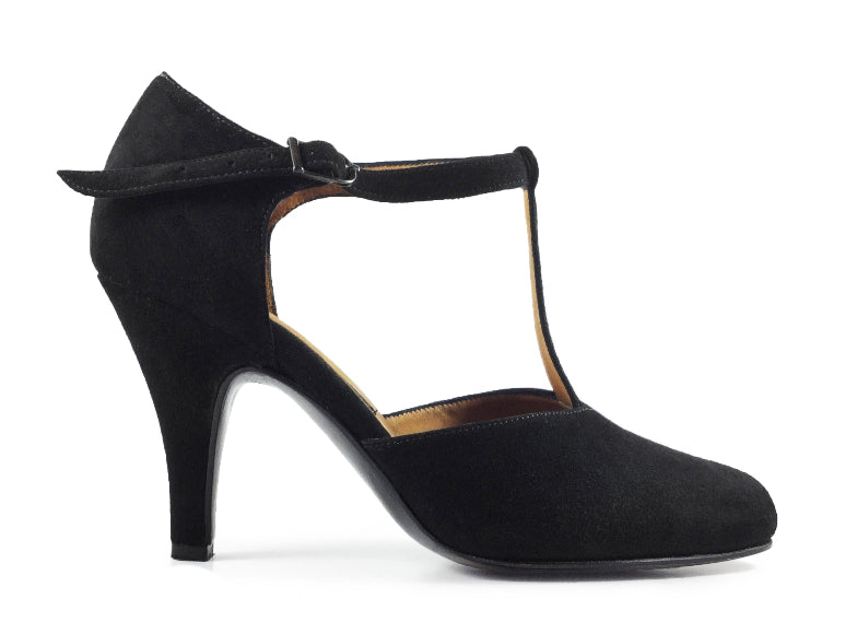 Tita. Arika Nerguiz Tango Dance Shoes. Broadway Theatrical Shoes.
