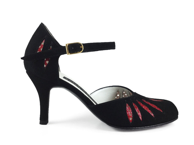 Amore. Arika Nerguiz Tango Dance Shoes. Broadway Theatrical Shoes.