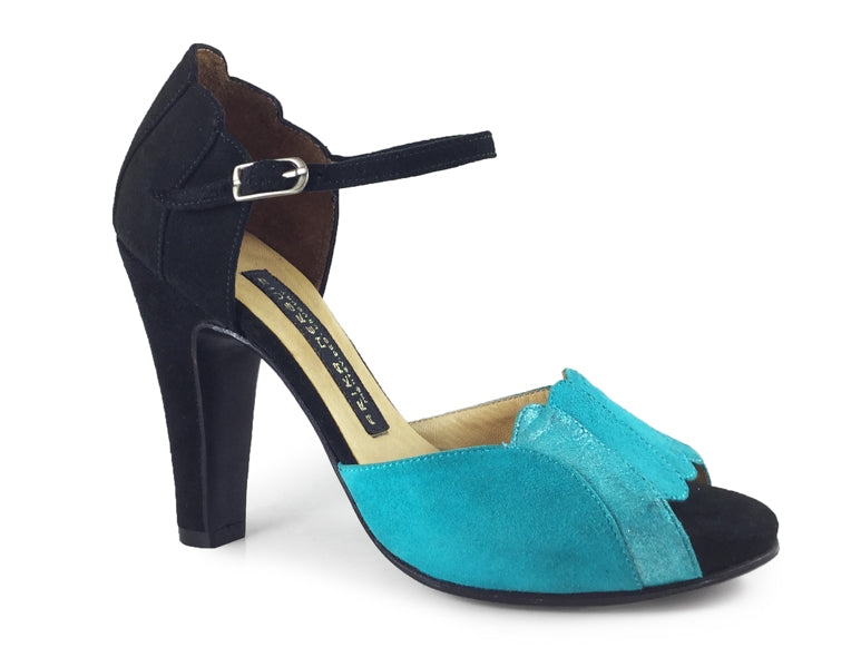 Oriana. Arika Nerguiz Dance Sandal Shoes. Broadway Theatrical Shoes.