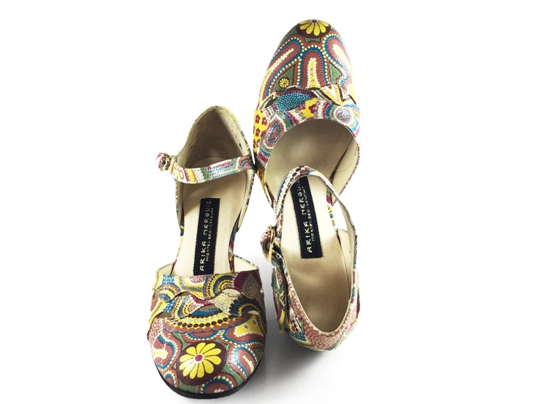 La Mar. Arika Nerguiz Tango Dance Shoes. Broadway Theatrical Shoes.