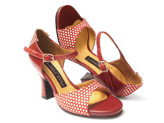 Rumba. Arika Nerguiz Dance Sandal Shoes. Broadway Theatrical Shoes.