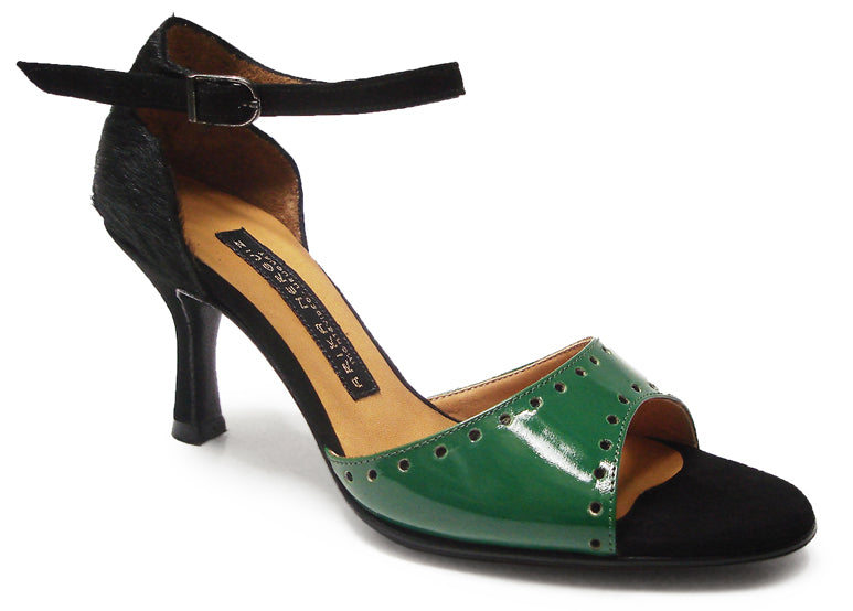 La Maga. Arika Nerguiz Tango Dance Shoes. Broadway Theatrical Shoes.