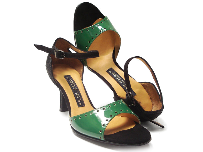 La Maga. Arika Nerguiz Tango Dance Shoes. Broadway Theatrical Shoes.