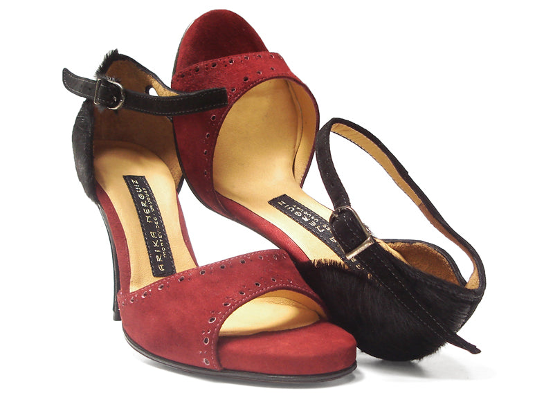 La Maga. Arika Nerguiz Tango Dance Shoes. Broadway Theatrical Shoes.