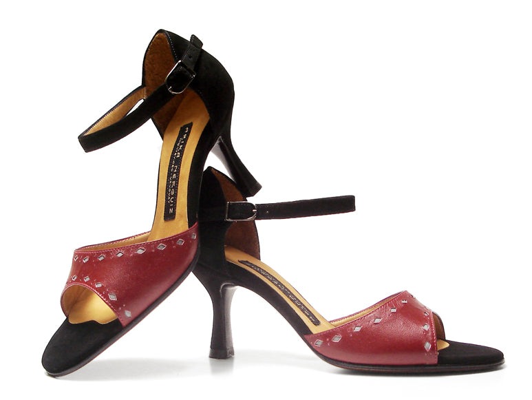 Veni. Arika Nerguiz Tango Dance Sandal Shoes. Broadway Theatrical Shoes.