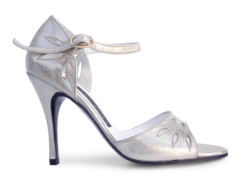 Amante. Arika Nerguiz Tango Dance Sandal Shoes. Broadway Theatrical Shoes.