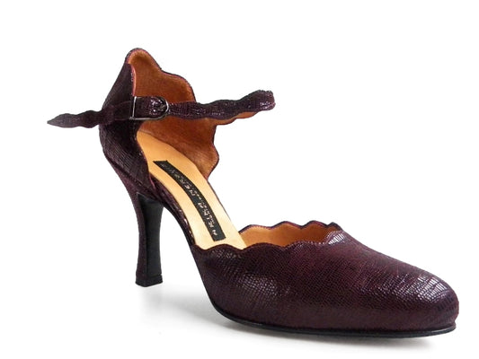 Garabita. Arika Nerguiz Tango Dance Shoes. Broadway Theatrical Shoes.