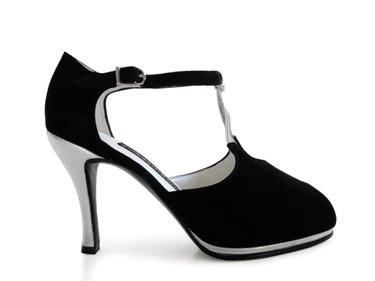Cascabel. Arika Nerguiz Tango Dance Shoes. Broadway Theatrical Shoes.