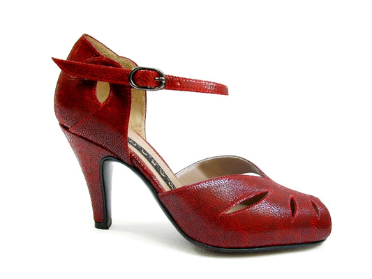 Mariposita. Arika Nerguiz Tango Dance Shoes. Broadway Theatrical Shoes.