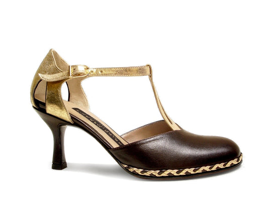 Trenzas. Arika Nerguiz Tango Dance Shoes. Broadway Theatrical Shoes.