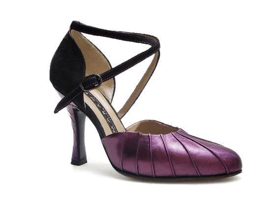 Promesa. Arika Nerguiz Tango Dance Shoes. Broadway Theatrical Shoes.