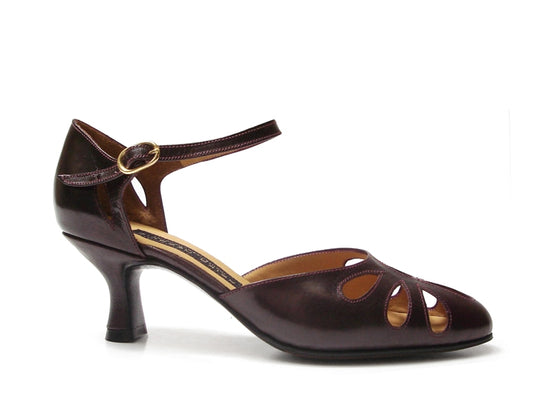 Lagrima. Arika Nerguiz Tango Dance Shoes. Broadway Theatrical Shoes.