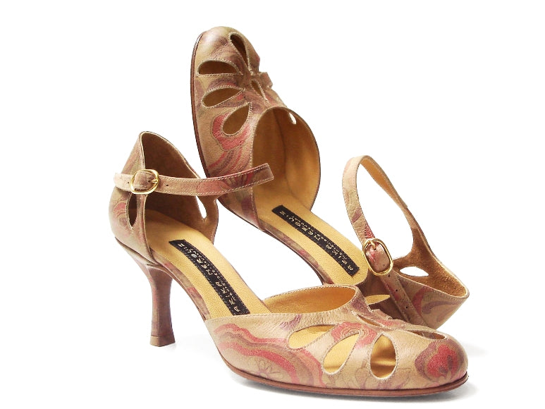 Lagrima. Arika Nerguiz Tango Dance Shoes. Broadway Theatrical Shoes.