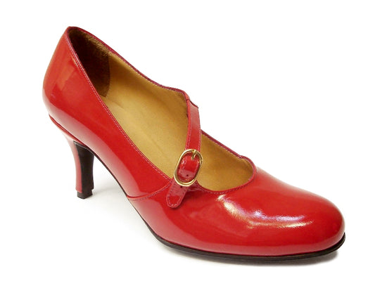 La Maja. Arika Nerguiz Tango Dance Shoes. Broadway Theatrical Shoes.