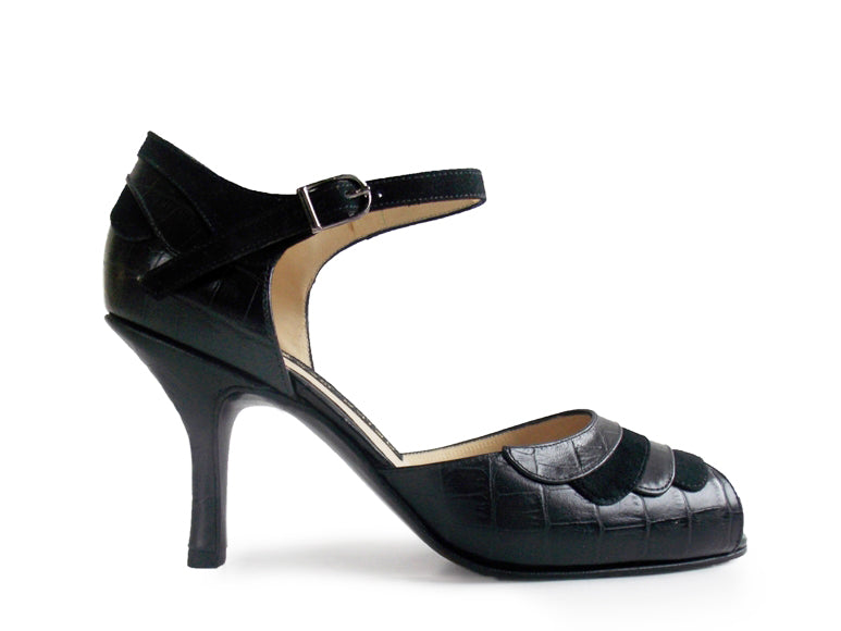 Nova. Arika Nerguiz Tango Dance Shoes. Broadway Theatrical Shoes.