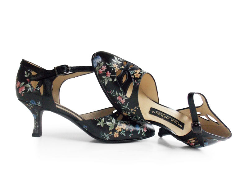 Dramatica. Arika Nerguiz Tango Dance Shoes. Broadway Theatrical Shoes.