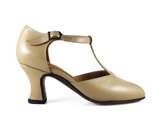 Tita. Arika Nerguiz Tango Dance Shoes. Broadway Theatrical Shoes.