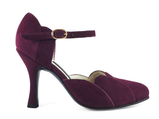 Ensueño. Arika Nerguiz Tango Dance Shoes. Broadway Theatrical Shoes.