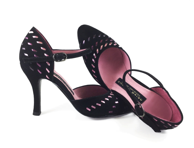 Carmen. Arika Nerguiz Tango Dance Shoes. Broadway Theatrical Shoes.