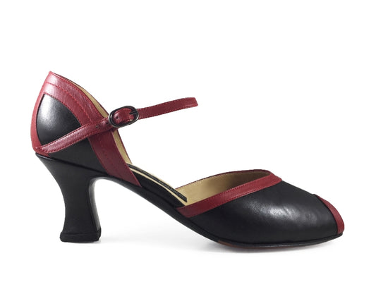 Isabelita. Arika Nerguiz Tango Dance Shoes. Broadway Theatrical Shoes.