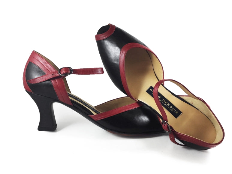 Isabelita. Arika Nerguiz Tango Dance Shoes. Broadway Theatrical Shoes.