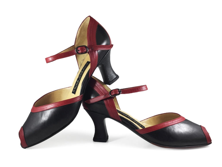 Isabelita. Arika Nerguiz Tango Dance Shoes. Broadway Theatrical Shoes.