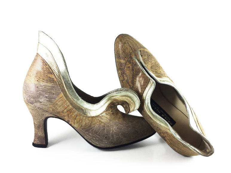 Cisne. Arika Nerguiz Tango Dance Shoes. Broadway Theatrical Shoes.