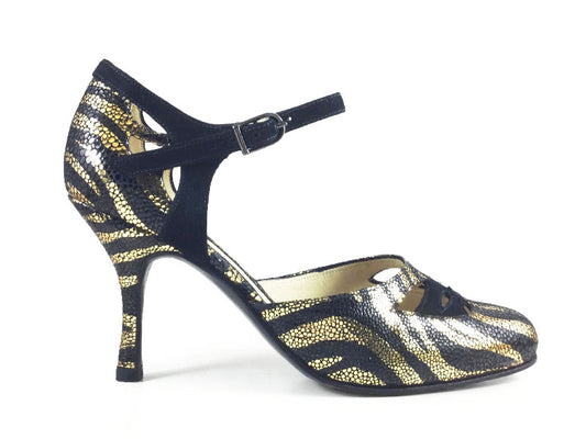 Dramatica. Arika Nerguiz Tango Dance Shoes. Broadway Theatrical Shoes.