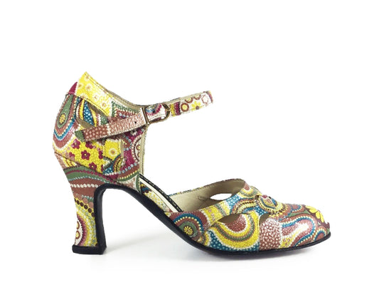 La Mar. Arika Nerguiz Tango Dance Shoes. Broadway Theatrical Shoes.