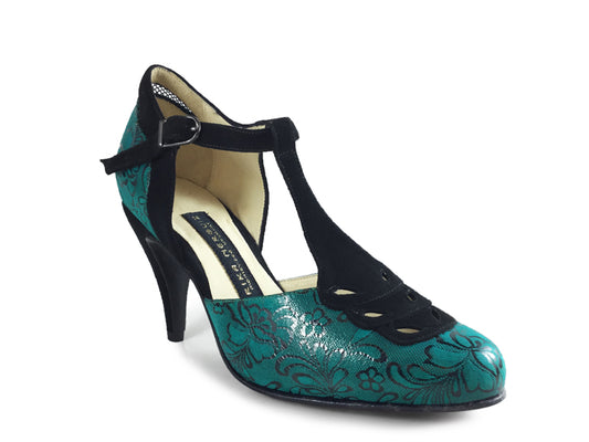 Tres Ojos. Arika Nerguiz Tango Dance Shoes. Broadway Theatrical Shoes.