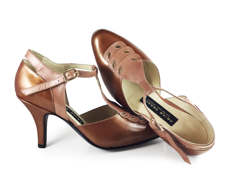 Tres Ojos. Arika Nerguiz Tango Dance Shoes. Broadway Theatrical Shoes.