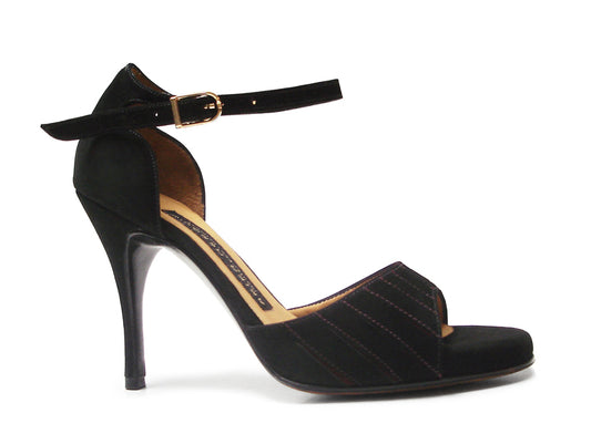 Madrugada. Arika Nerguiz Dance Sandal Shoes. Broadway Theatrical Shoes.