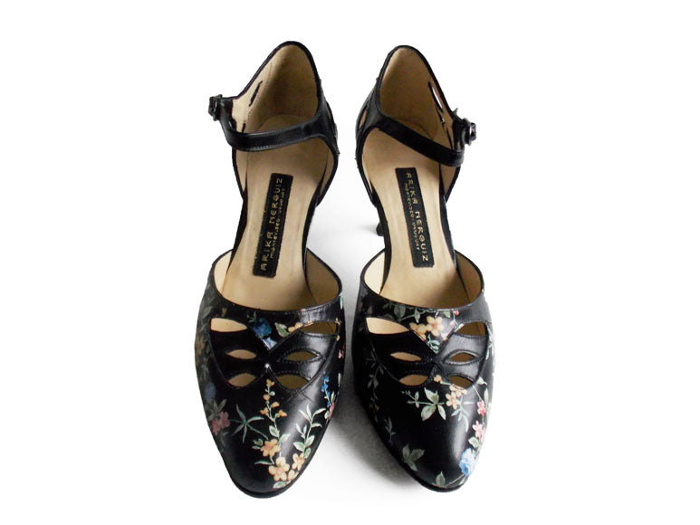 Dramatica. Arika Nerguiz Tango Dance Shoes. Broadway Theatrical Shoes.